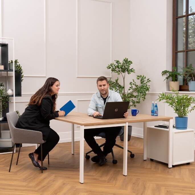 Extension de plateau pour bureau individuel en matériaux recyclés